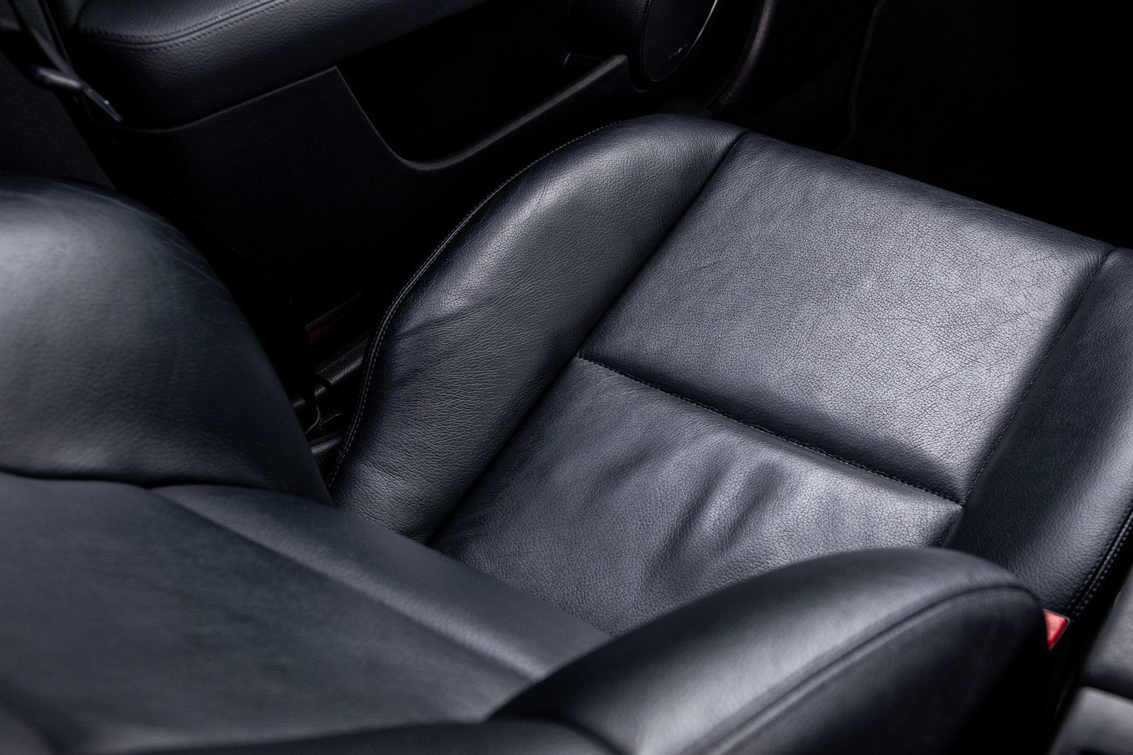 2012 Mercedes Benz C-Class Sedan C 250 AMG 2012 Mercedes Benz C-Class Sedan C 250 AMG