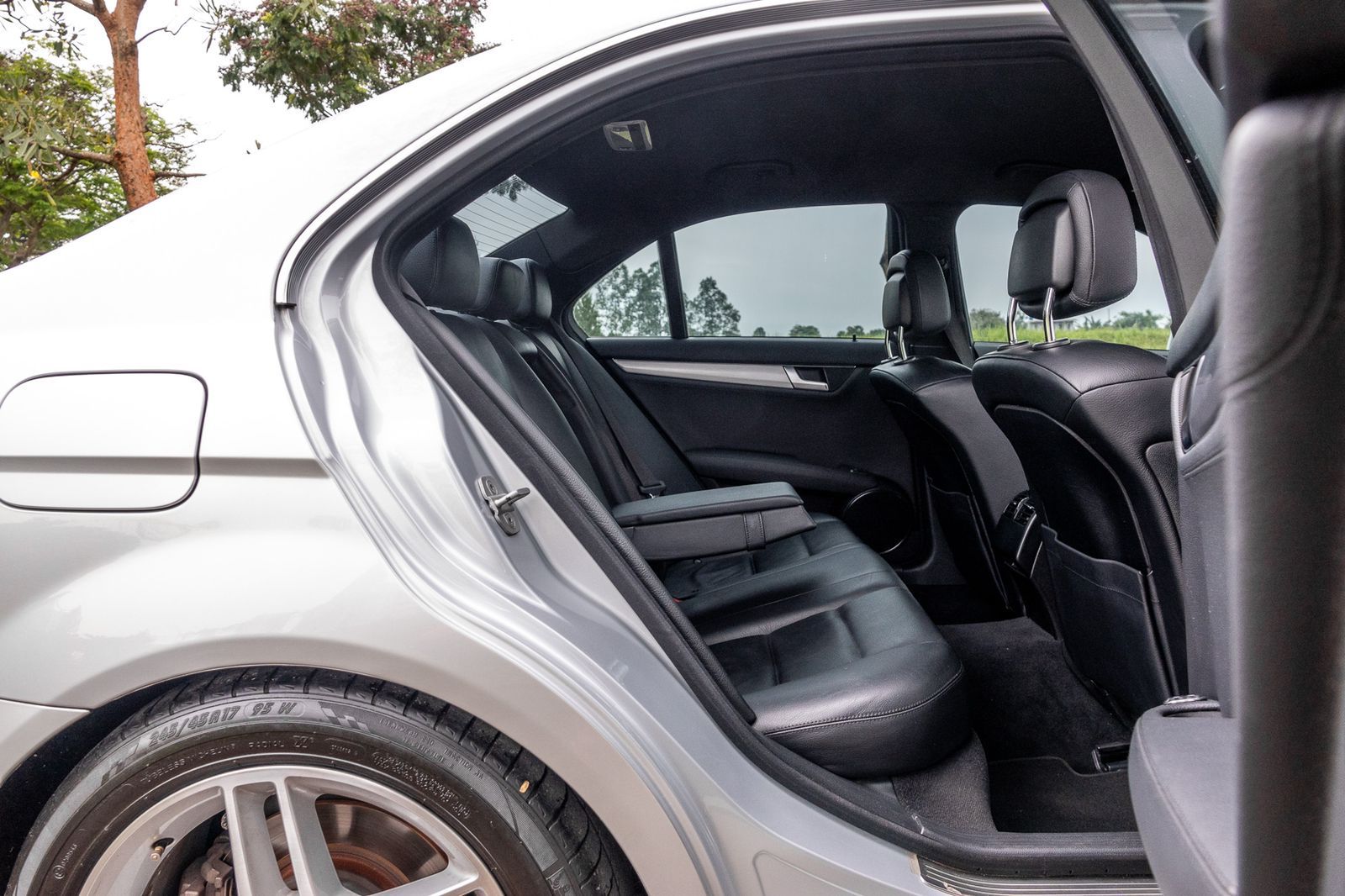 2012 Mercedes Benz C-Class Sedan C 250 AMG 2012 Mercedes Benz C-Class Sedan C 250 AMG