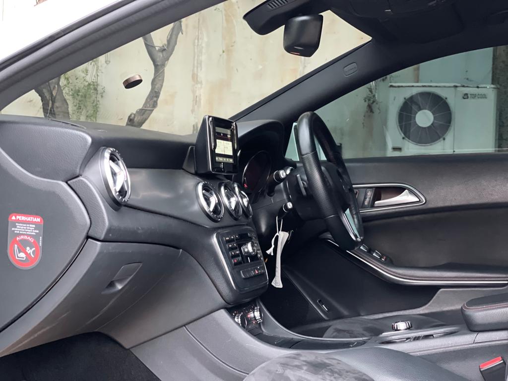 2014 Mercedes Benz CLA-Class  200 AMG Line 2014 Mercedes Benz CLA-Class  200 AMG Line