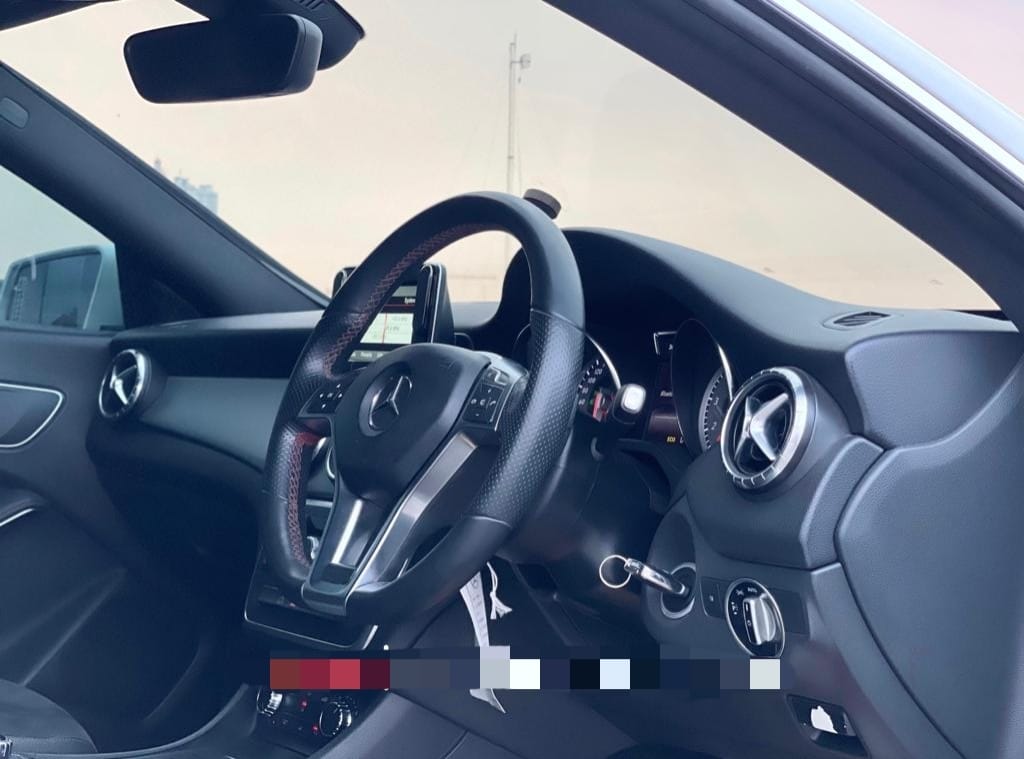2014 Mercedes Benz CLA-Class  200 AMG Line 2014 Mercedes Benz CLA-Class  200 AMG Line