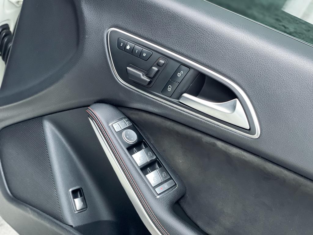 2014 Mercedes Benz CLA-Class  200 AMG Line 2014 Mercedes Benz CLA-Class  200 AMG Line