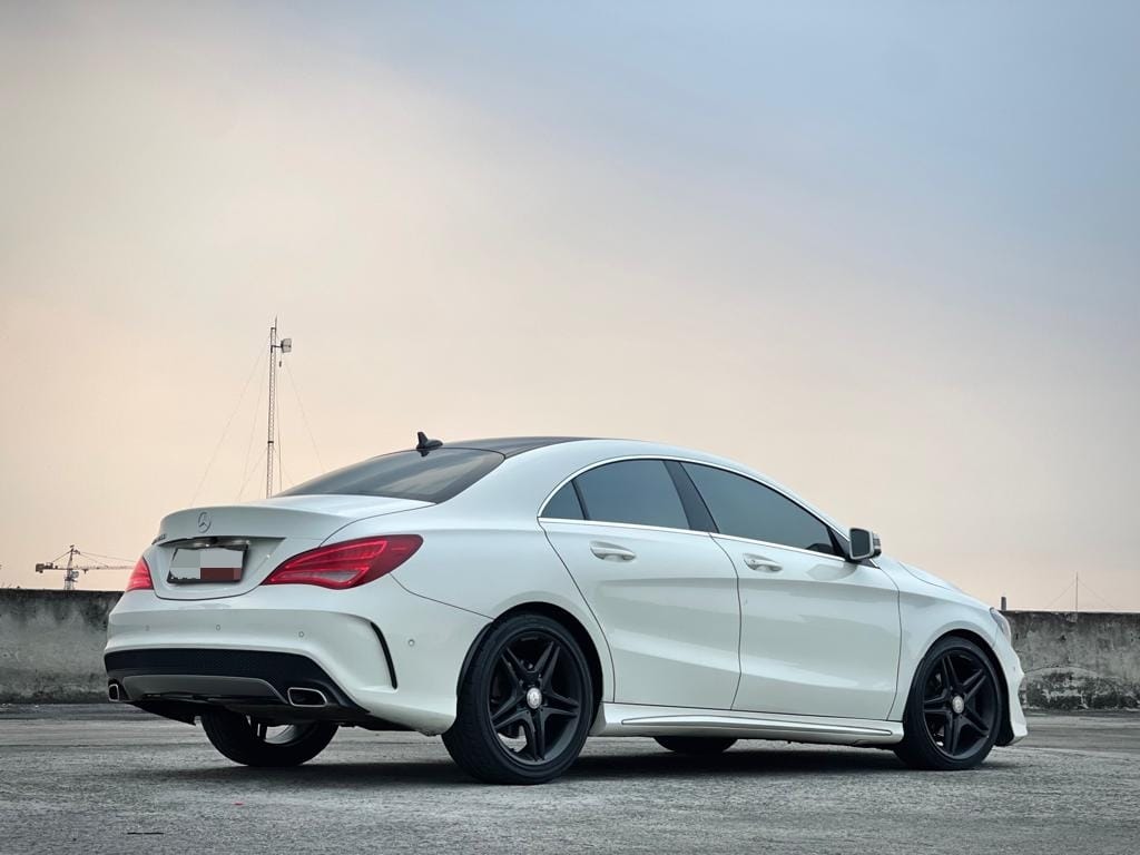 2014 Mercedes Benz CLA-Class  200 AMG Line 2014 Mercedes Benz CLA-Class  200 AMG Line