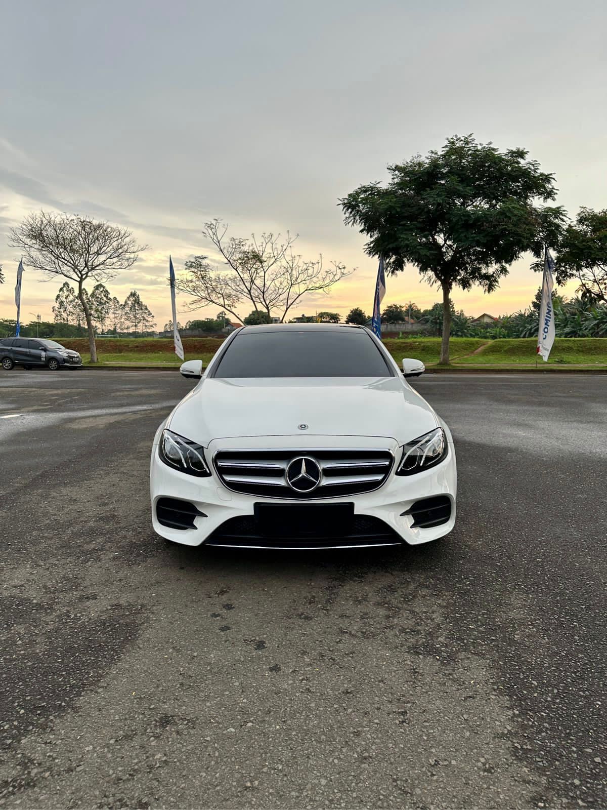 Second Hand 2018 Mercedes Benz E-Class  E 300 AMG Line Second Hand 2018 Mercedes Benz E-Class  E 300 AMG Line