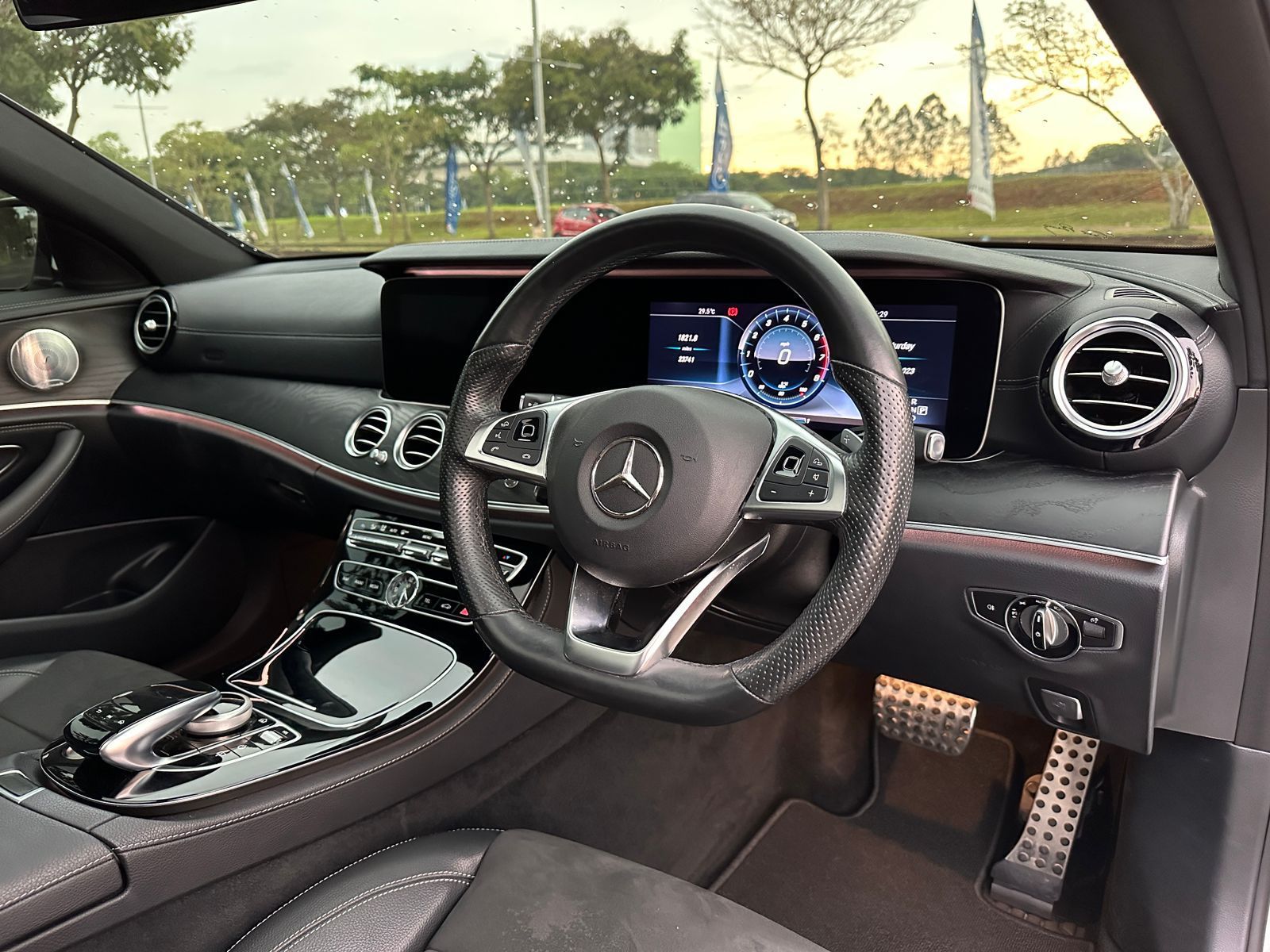 2018 Mercedes Benz E-Class  E 300 AMG Line 2018 Mercedes Benz E-Class  E 300 AMG Line