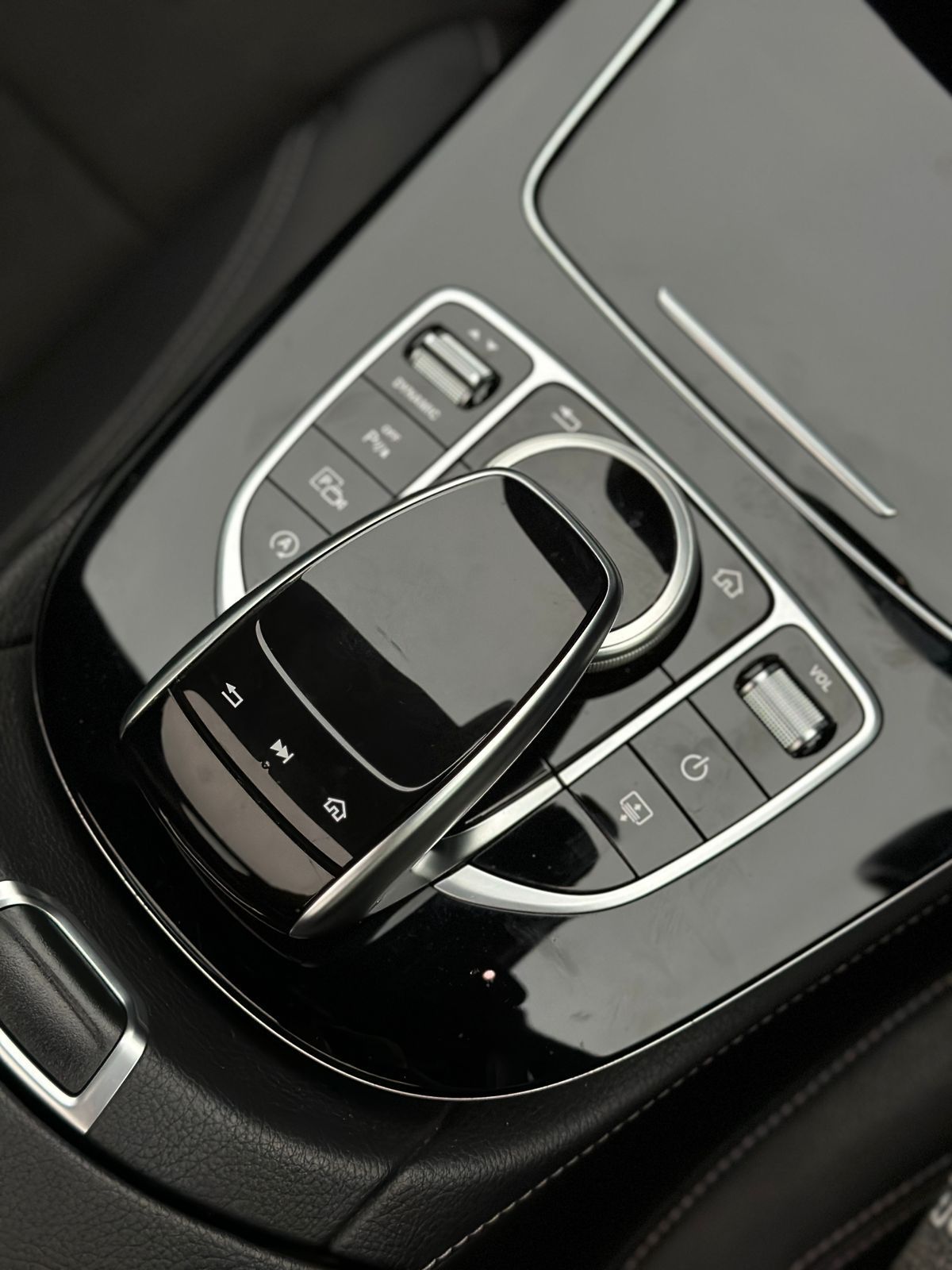 2018 Mercedes Benz E-Class  E 300 AMG Line 2018 Mercedes Benz E-Class  E 300 AMG Line