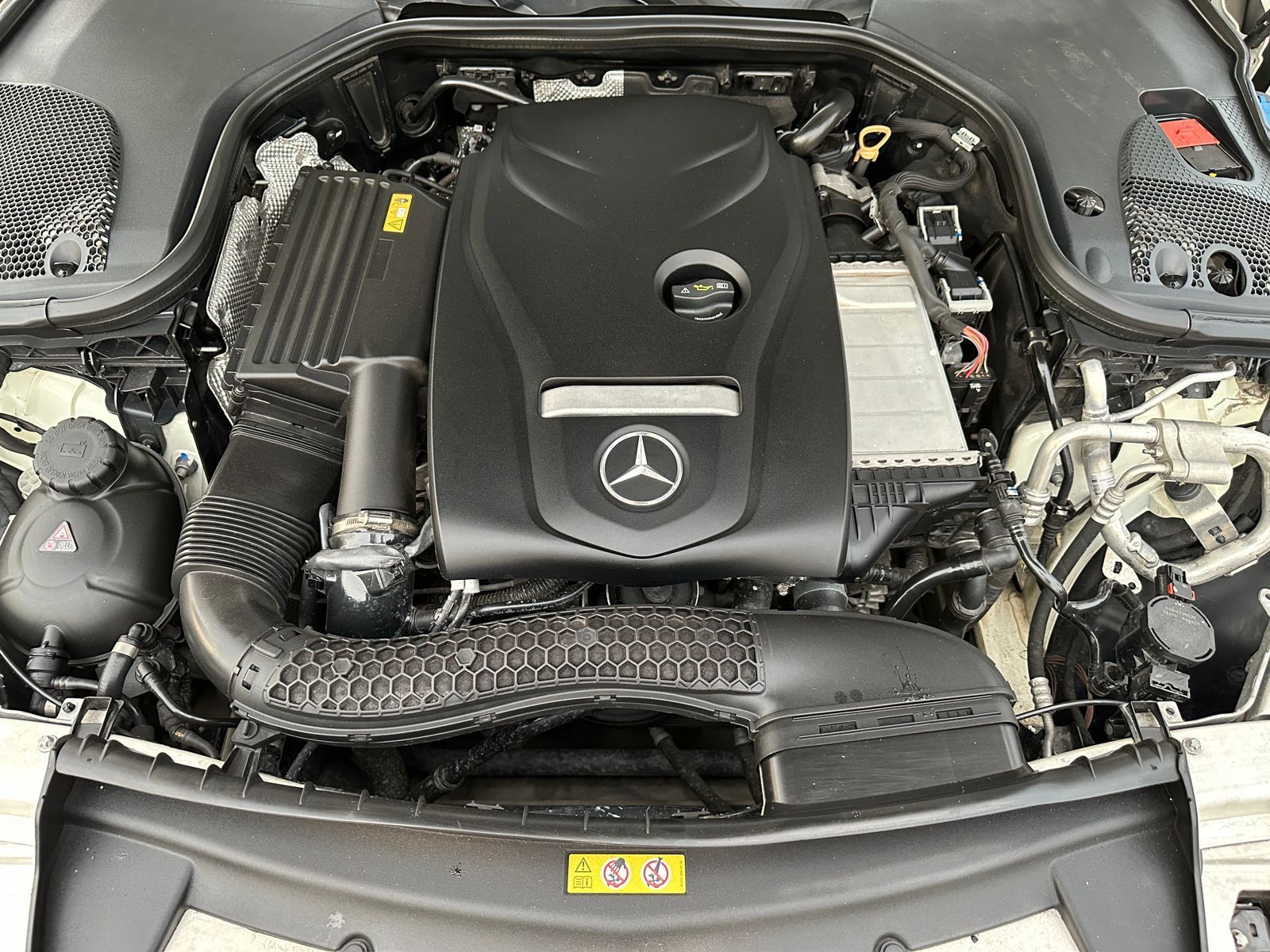 2018 Mercedes Benz E-Class  E 300 AMG Line 2018 Mercedes Benz E-Class  E 300 AMG Line