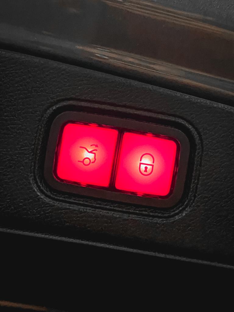 2019 Mercedes Benz E-Class  E 300 Coupe AMG Line 2019 Mercedes Benz E-Class  E 300 Coupe AMG Line