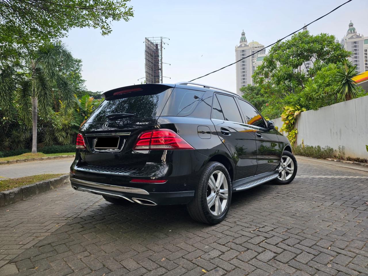 2016 Mercedes Benz GLE-Class  400 Exclusive 2016 Mercedes Benz GLE-Class  400 Exclusive