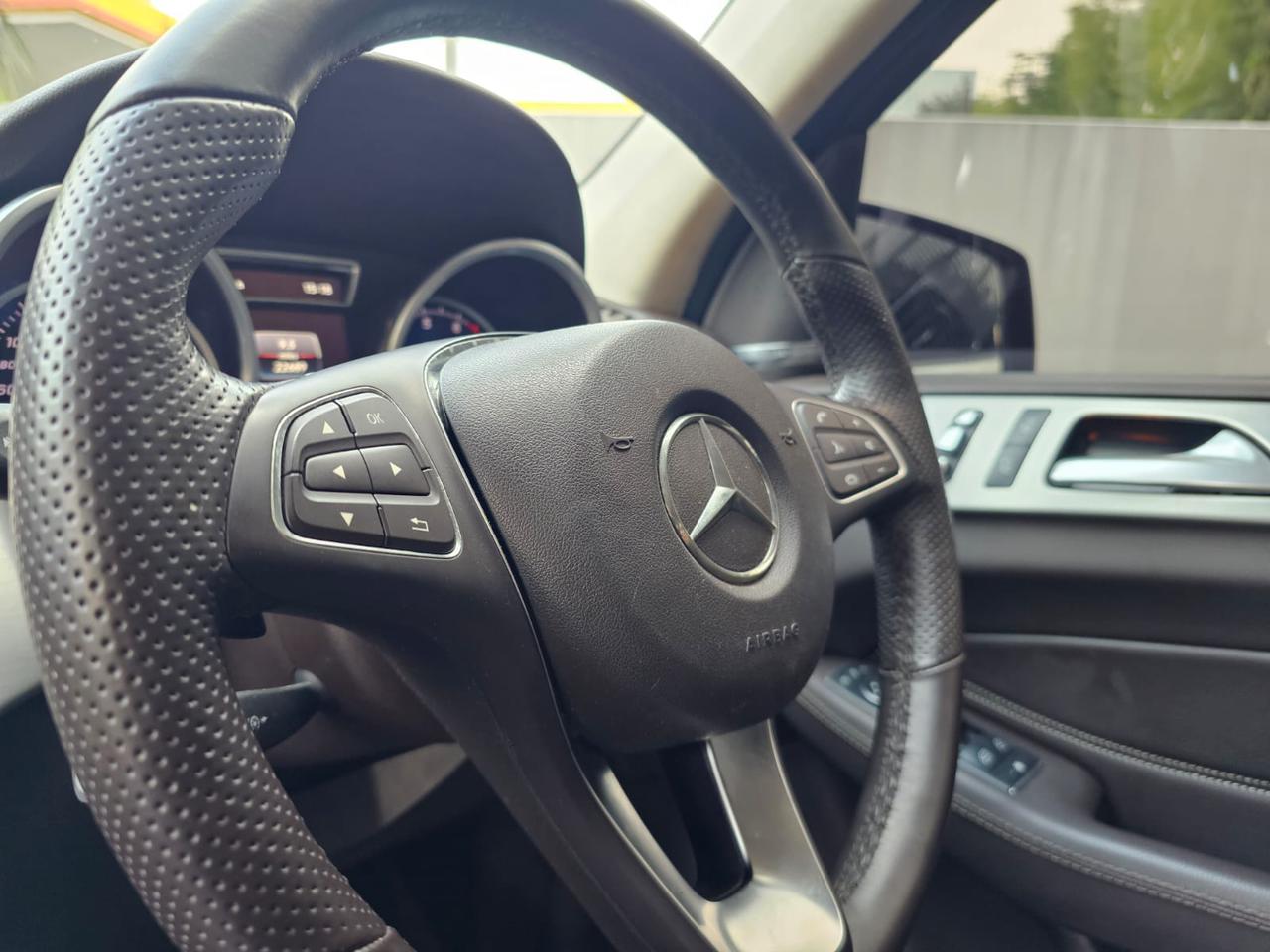 2016 Mercedes Benz GLE-Class  400 Exclusive 2016 Mercedes Benz GLE-Class  400 Exclusive