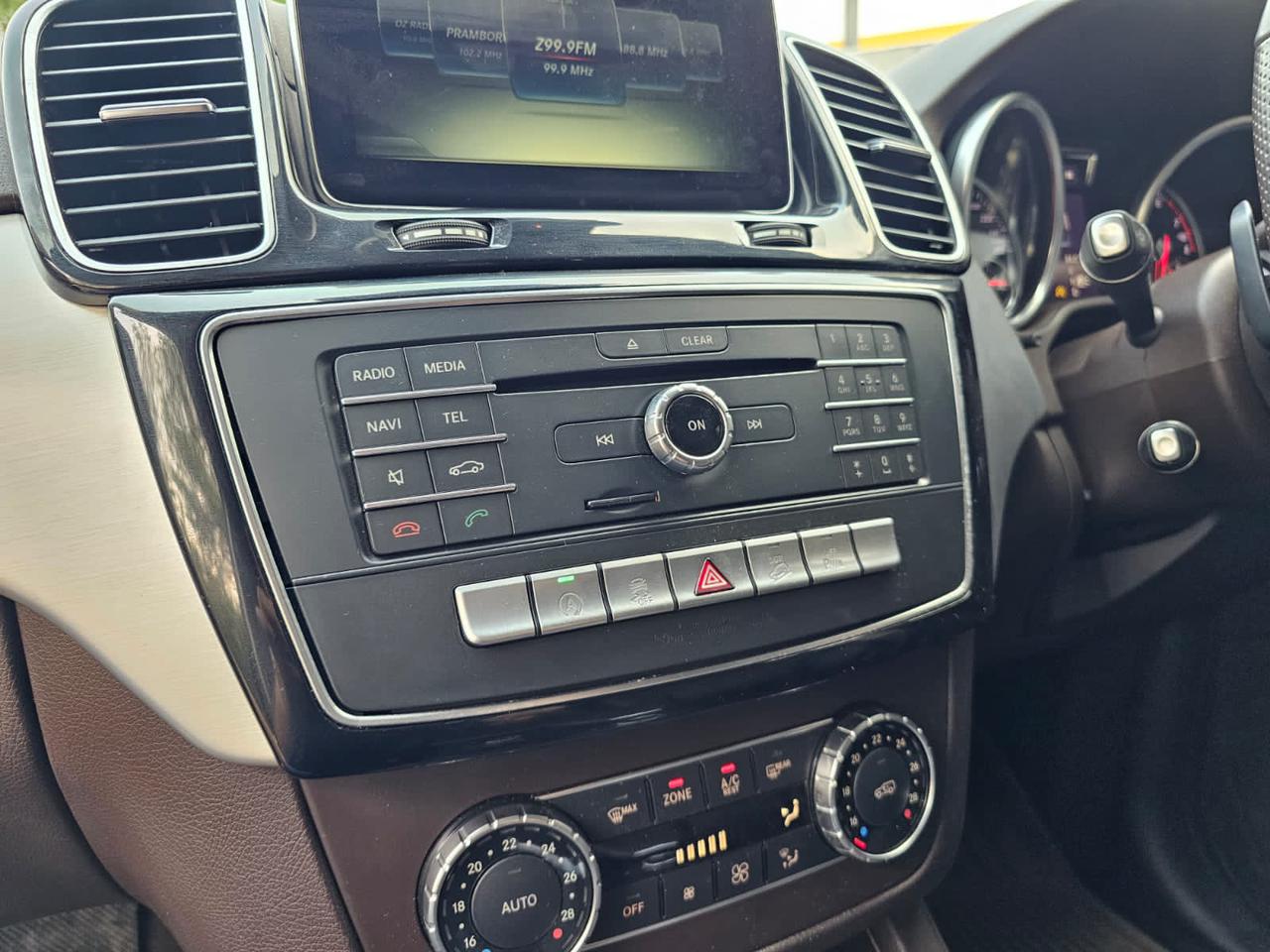 2016 Mercedes Benz GLE-Class  400 Exclusive 2016 Mercedes Benz GLE-Class  400 Exclusive