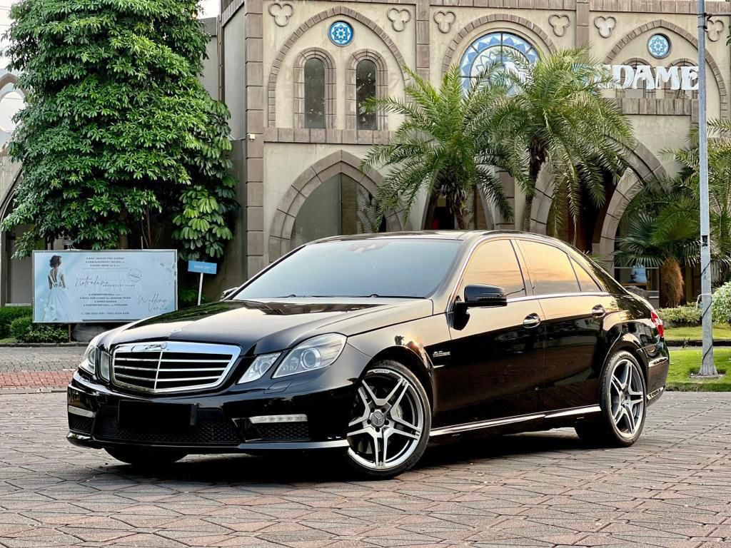 2010 Mercedes Benz E-Class  AMG E 63 S 4MATIC+ 2010 Mercedes Benz E-Class  AMG E 63 S 4MATIC+