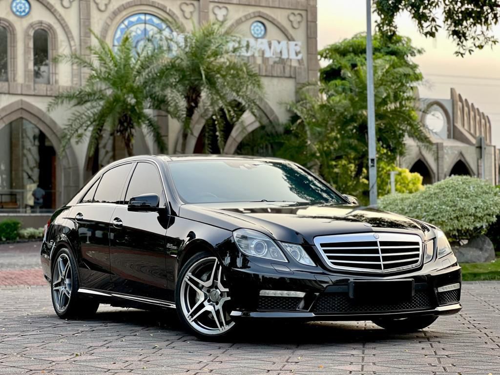 Second Hand 2010 Mercedes Benz E-Class  AMG E 63 S 4MATIC+ Second Hand 2010 Mercedes Benz E-Class  AMG E 63 S 4MATIC+