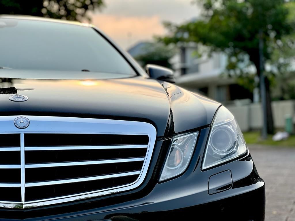 2010 Mercedes Benz E-Class  AMG E 63 S 4MATIC+ 2010 Mercedes Benz E-Class  AMG E 63 S 4MATIC+