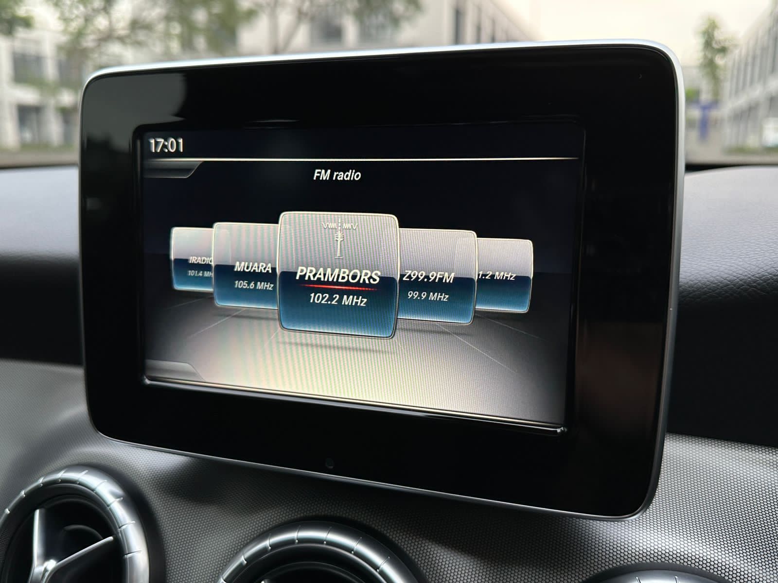 2017 Mercedes Benz CLA-Class  200 AMG Line 2017 Mercedes Benz CLA-Class  200 AMG Line