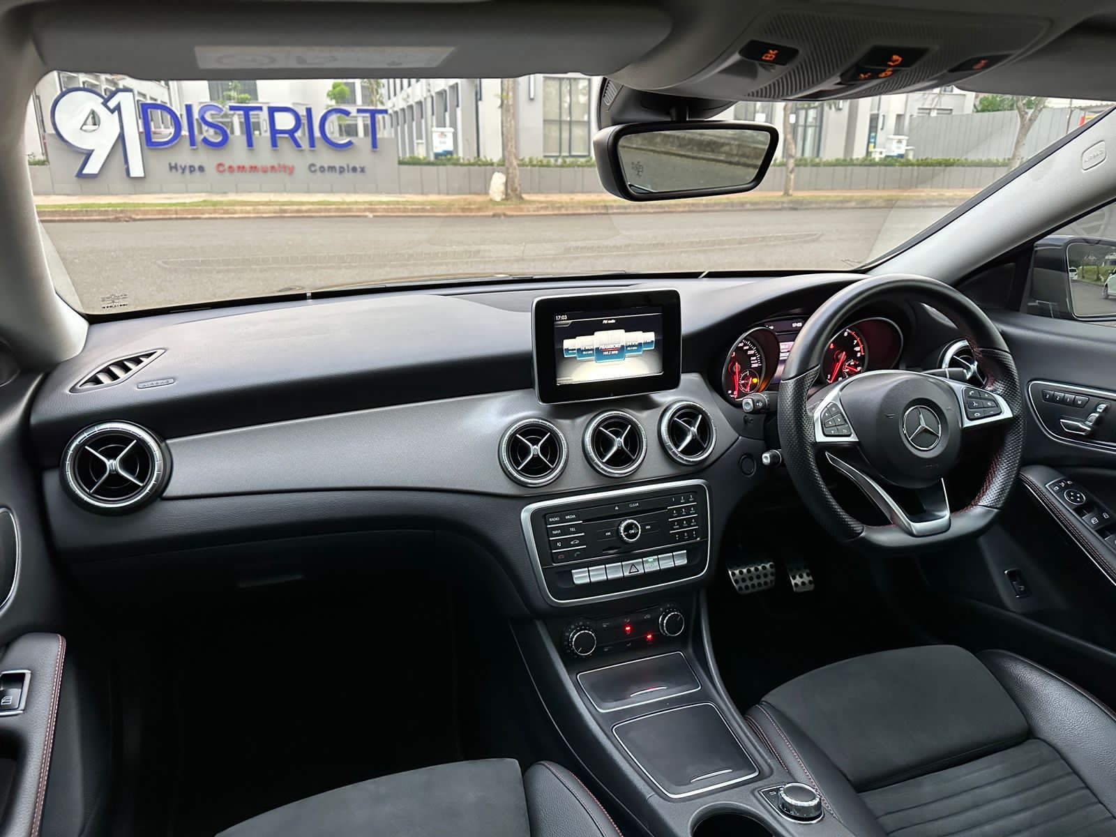 2017 Mercedes Benz CLA-Class  200 AMG Line 2017 Mercedes Benz CLA-Class  200 AMG Line