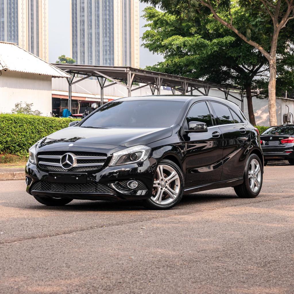 2013 Mercedes Benz A-Class 200 URBAN Bekas 2013 Mercedes Benz A-Class 200 URBAN Bekas