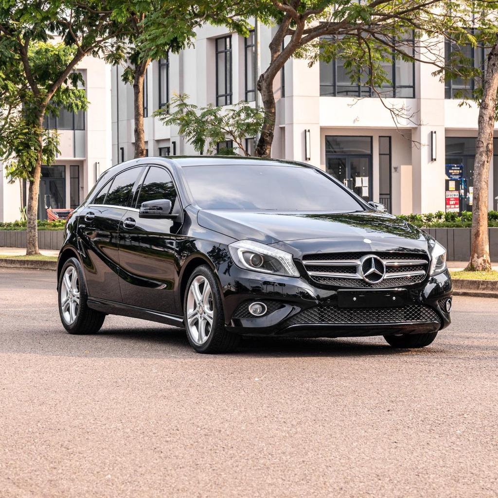 2013 Mercedes Benz A-Class 200 URBAN 2013 Mercedes Benz A-Class 200 URBAN