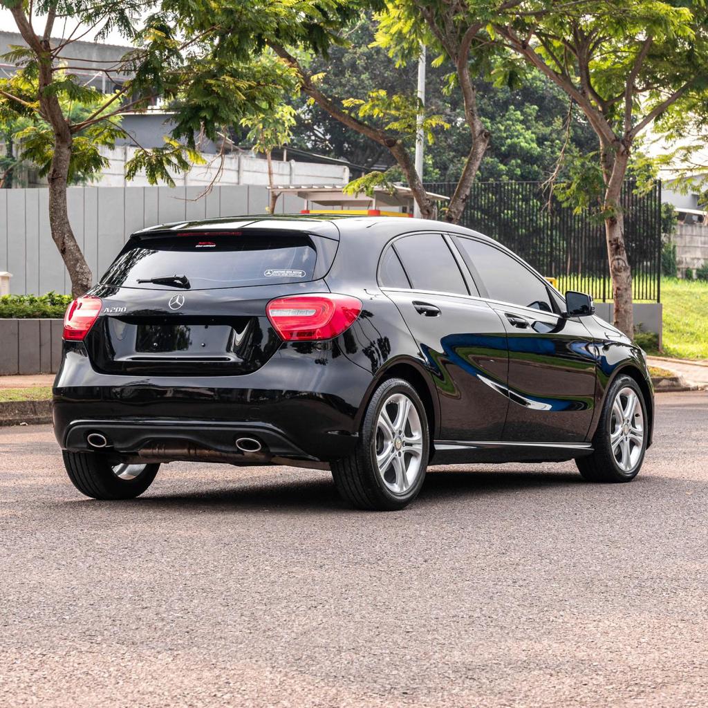 2013 Mercedes Benz A-Class 200 URBAN 2013 Mercedes Benz A-Class 200 URBAN