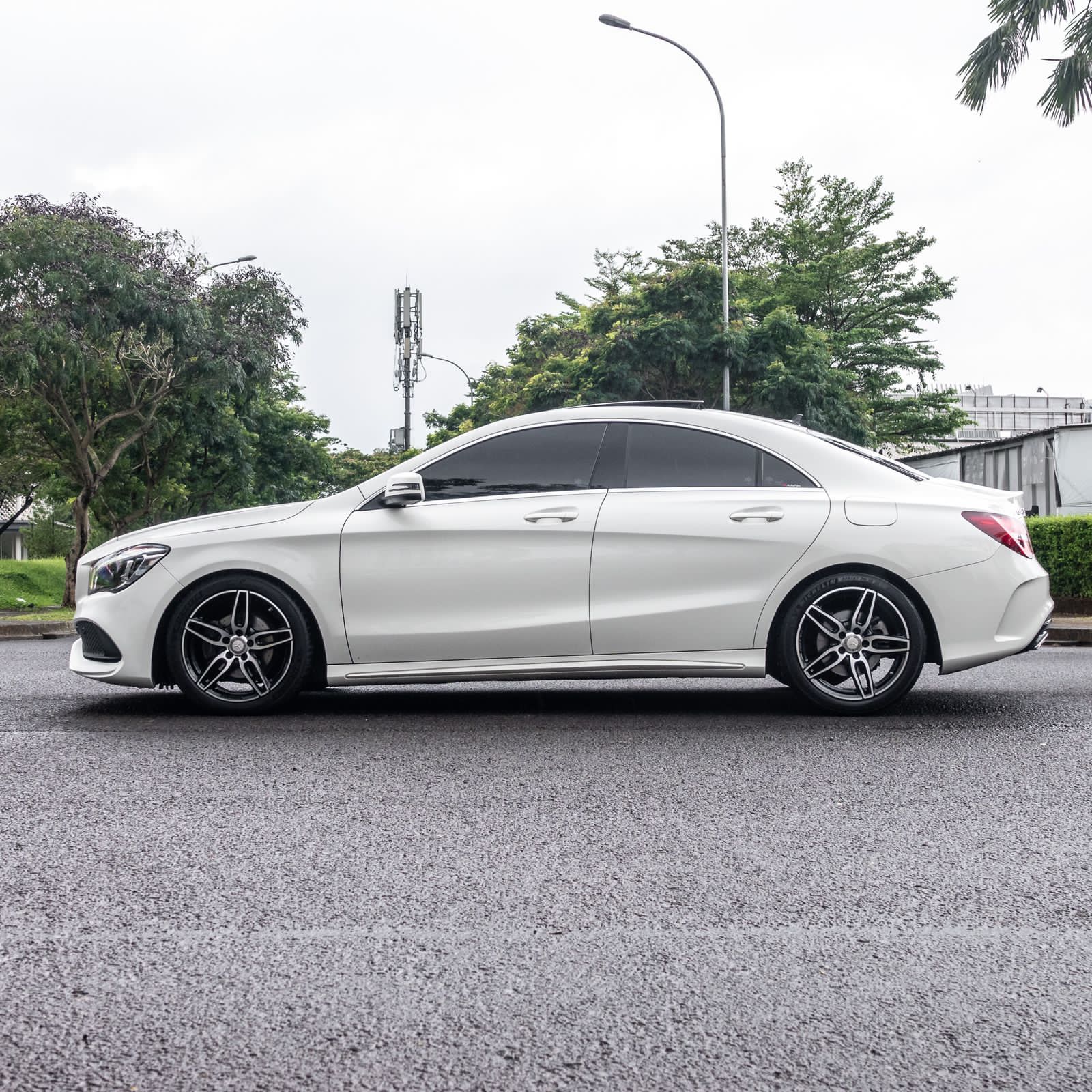 2017 Mercedes Benz CLA-Class  200 AMG Line 2017 Mercedes Benz CLA-Class  200 AMG Line