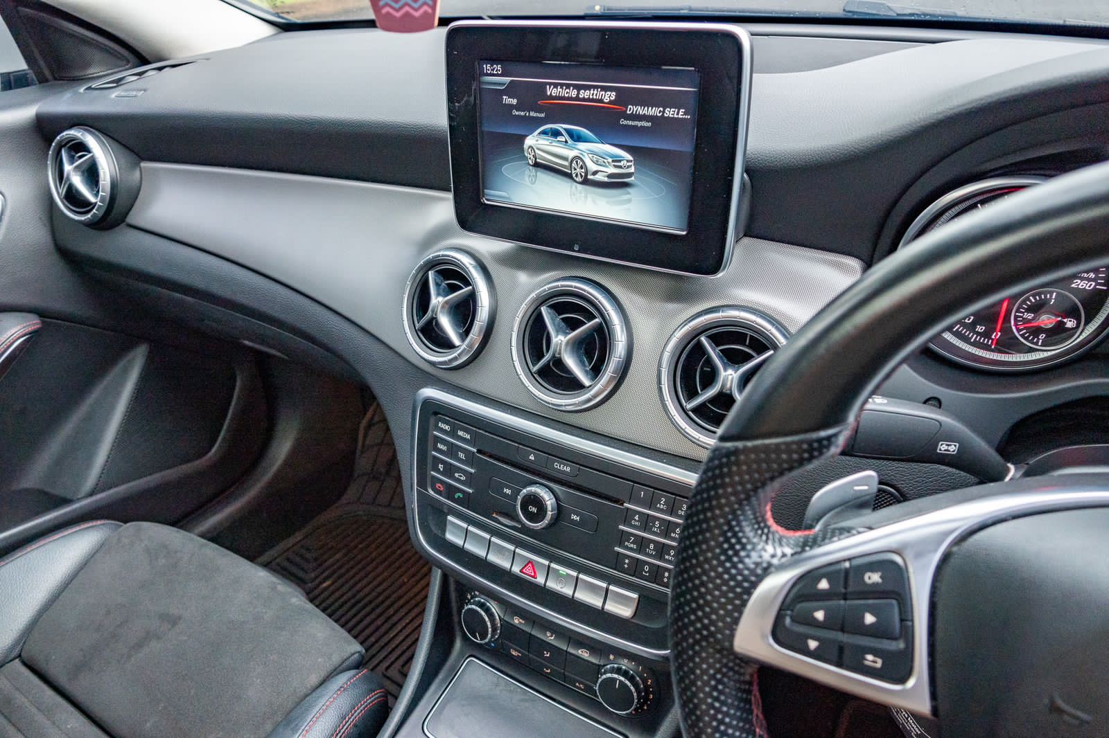 2017 Mercedes Benz CLA-Class  200 AMG Line 2017 Mercedes Benz CLA-Class  200 AMG Line