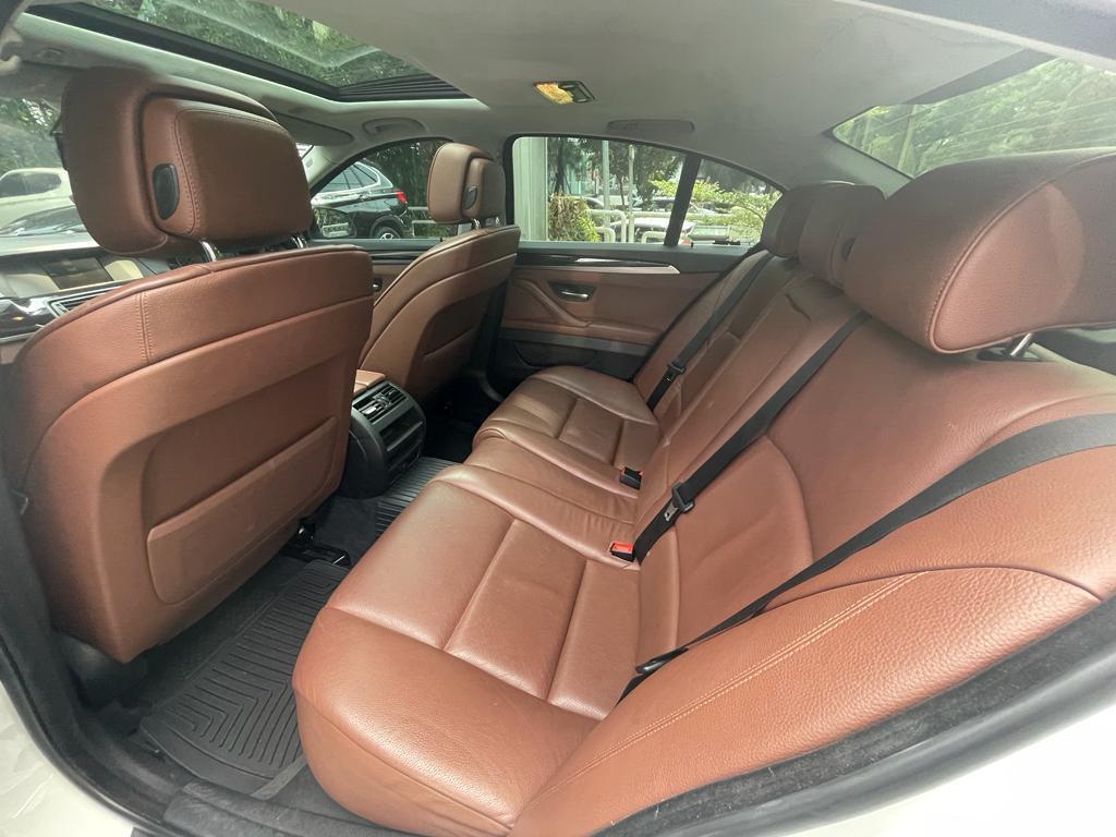 2013 BMW 5 Series Sedan  520i Luxury 2013 BMW 5 Series Sedan  520i Luxury