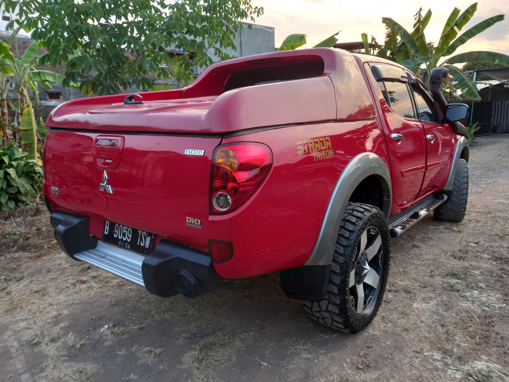 2013 Mitsubishi Strada Triton 2013 Mitsubishi Strada Triton