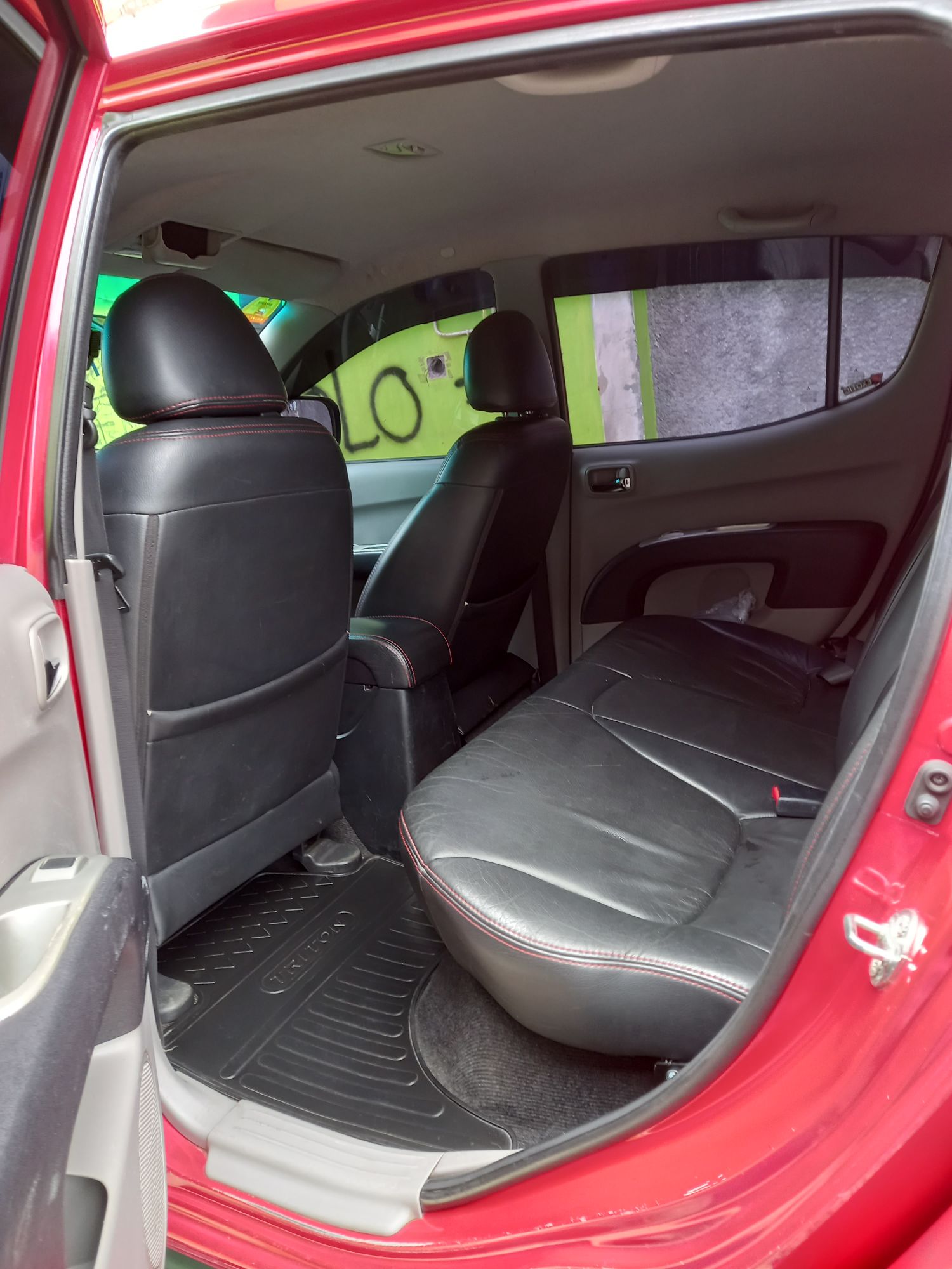 2013 Mitsubishi Strada Triton 2013 Mitsubishi Strada Triton