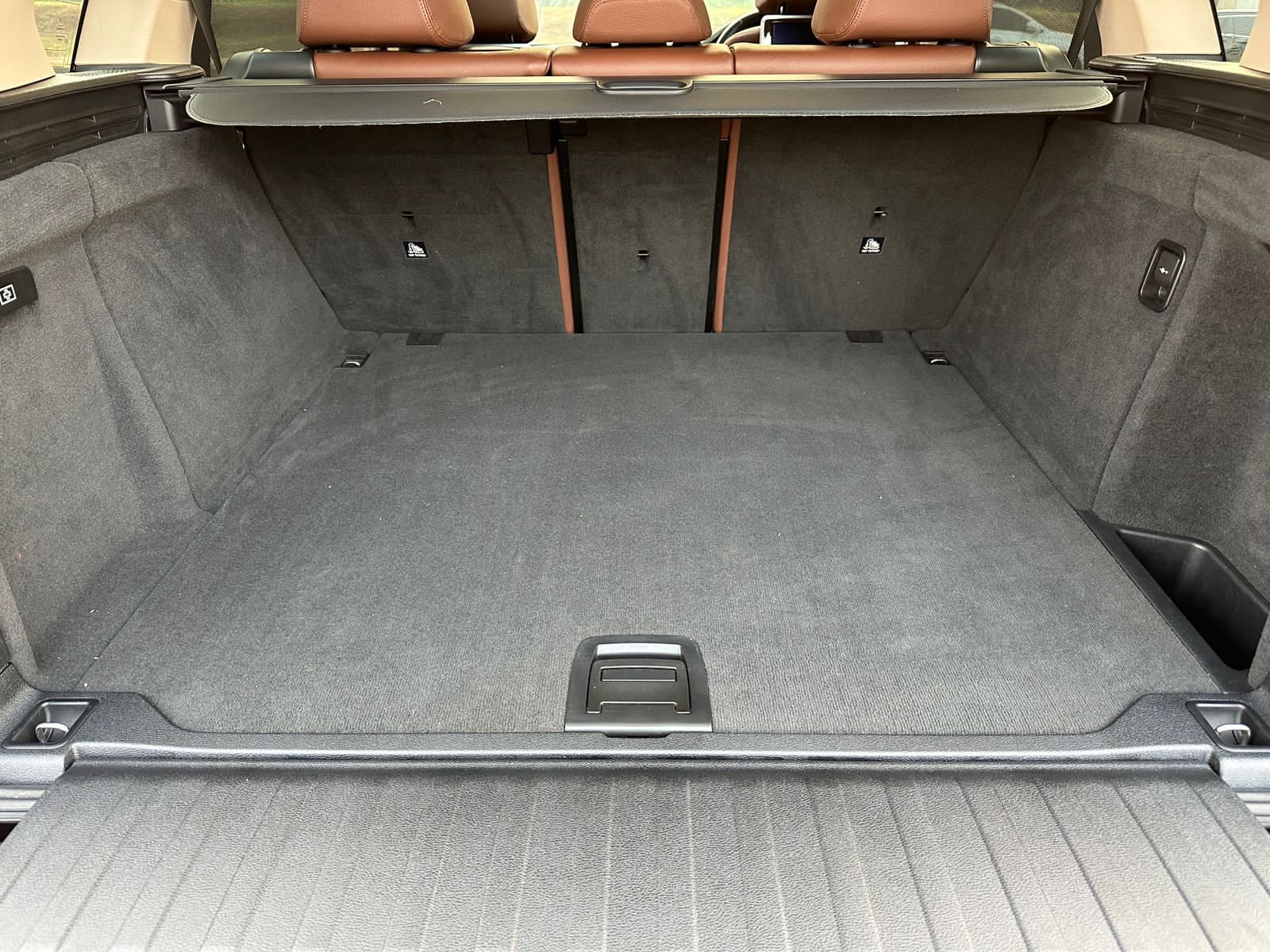 2015 BMW X5 3.0L AT BENSIN 2015 BMW X5 3.0L AT BENSIN