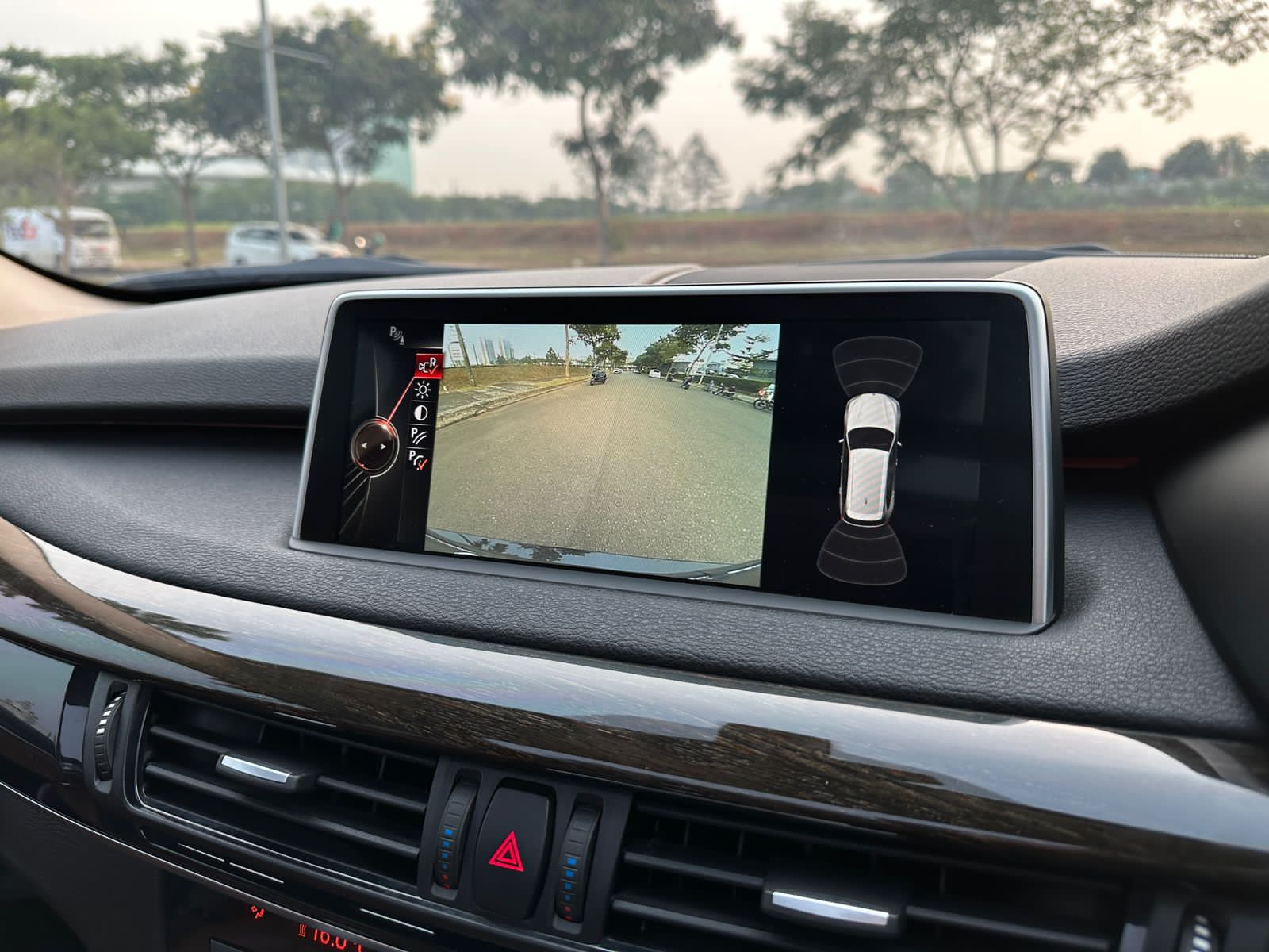 2015 BMW X5 3.0L AT BENSIN 2015 BMW X5 3.0L AT BENSIN