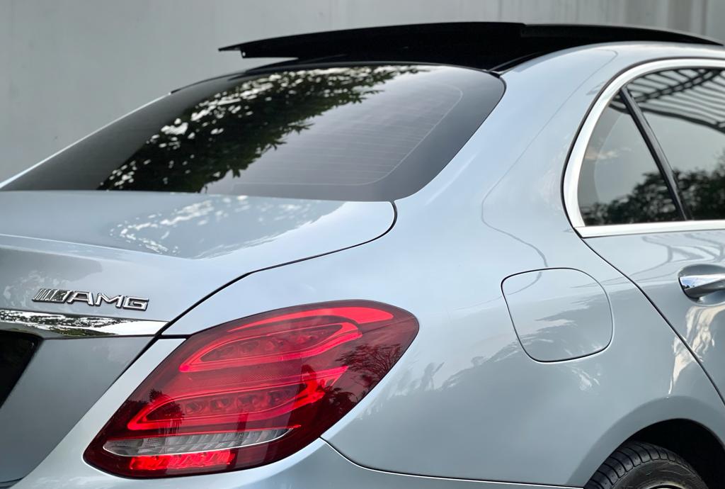 2015 Mercedes Benz C-Class Sedan C 250 AMG 2015 Mercedes Benz C-Class Sedan C 250 AMG