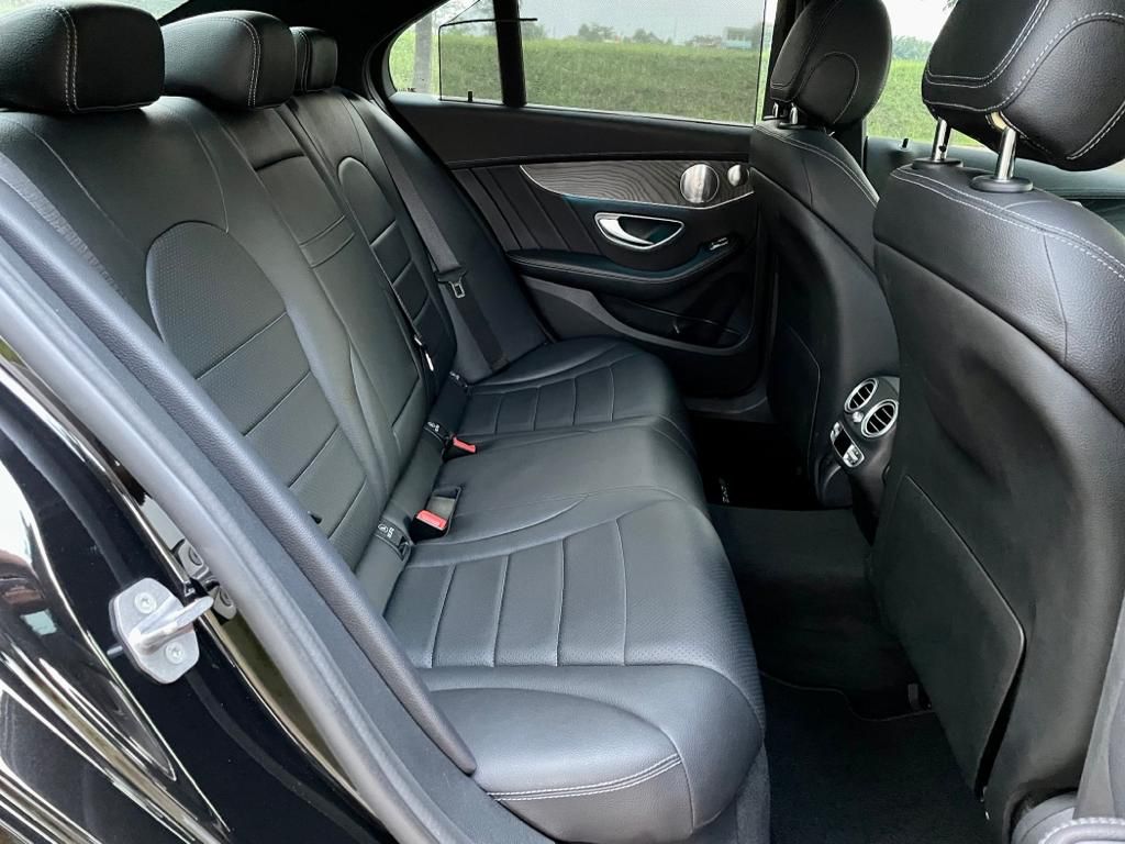 2017 Mercedes Benz C-Class Sedan C 300 AMG Line 2017 Mercedes Benz C-Class Sedan C 300 AMG Line