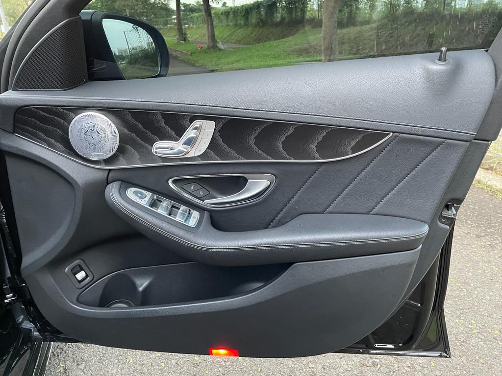 2017 Mercedes Benz C-Class Sedan C 300 AMG Line 2017 Mercedes Benz C-Class Sedan C 300 AMG Line