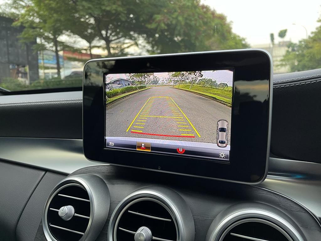 2017 Mercedes Benz C-Class Sedan C 300 AMG Line 2017 Mercedes Benz C-Class Sedan C 300 AMG Line