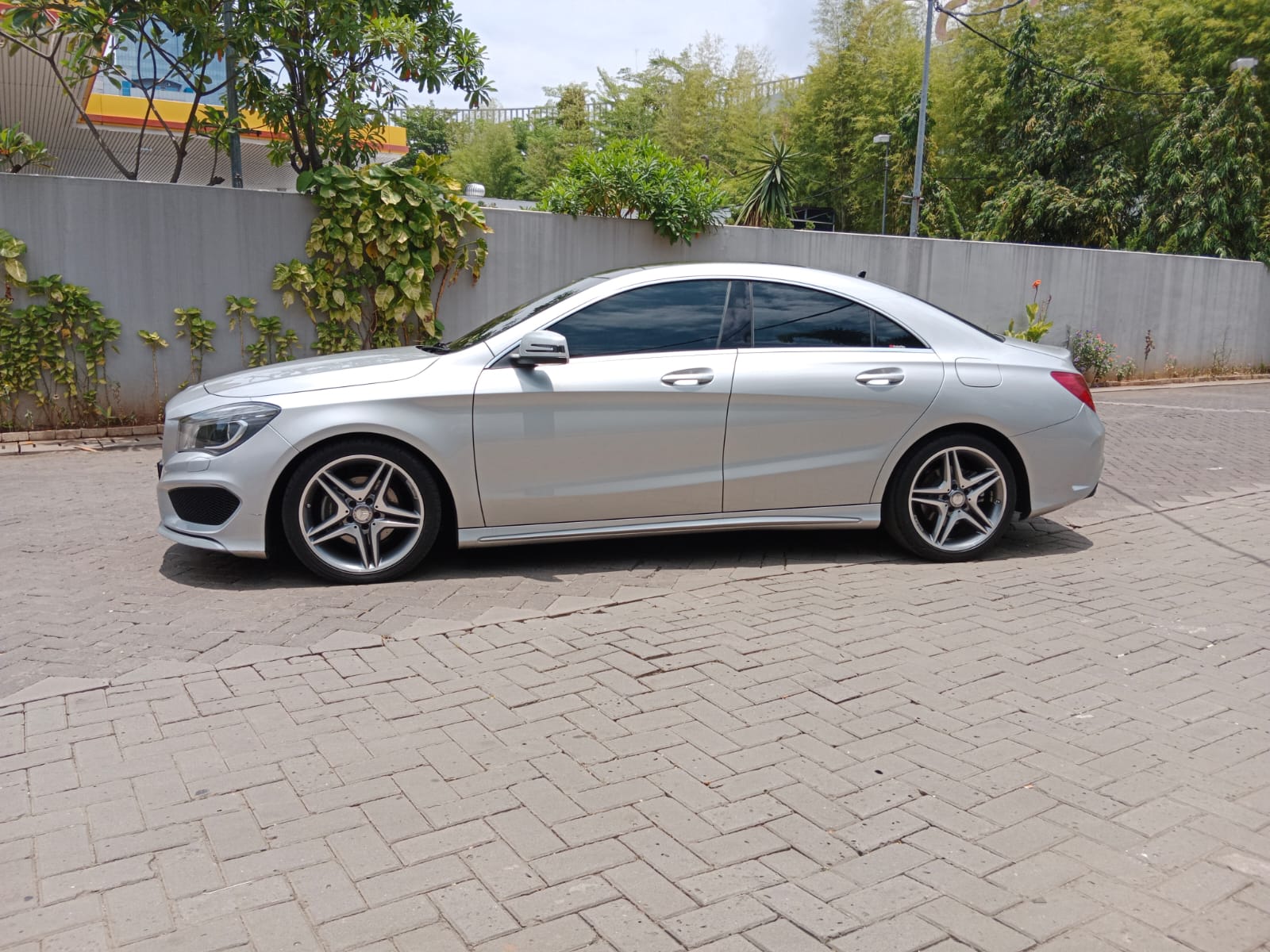 2016 Mercedes Benz CLA-Class  200 AMG Line 2016 Mercedes Benz CLA-Class  200 AMG Line