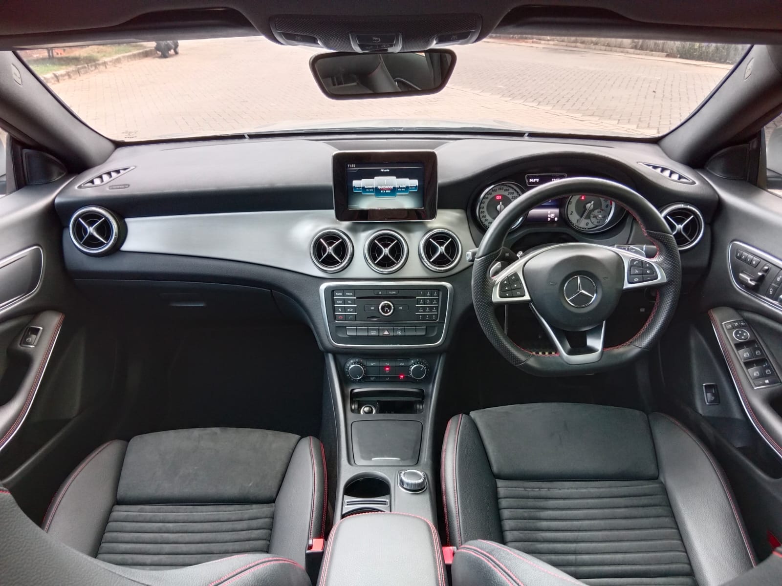 2016 Mercedes Benz CLA-Class  200 AMG Line 2016 Mercedes Benz CLA-Class  200 AMG Line