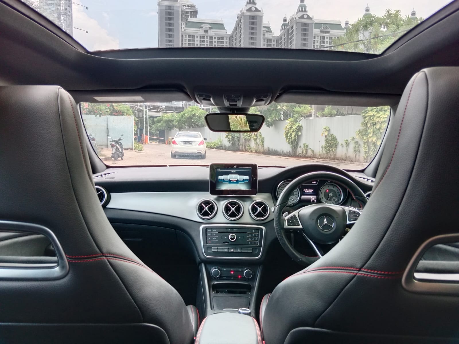 2016 Mercedes Benz CLA-Class  200 AMG Line 2016 Mercedes Benz CLA-Class  200 AMG Line