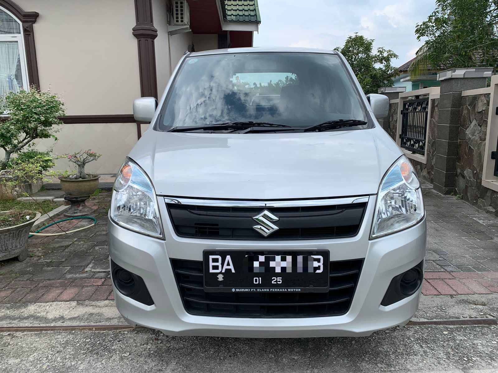 Second Hand 2019 Suzuki Karimun Wagon R Second Hand 2019 Suzuki Karimun Wagon R