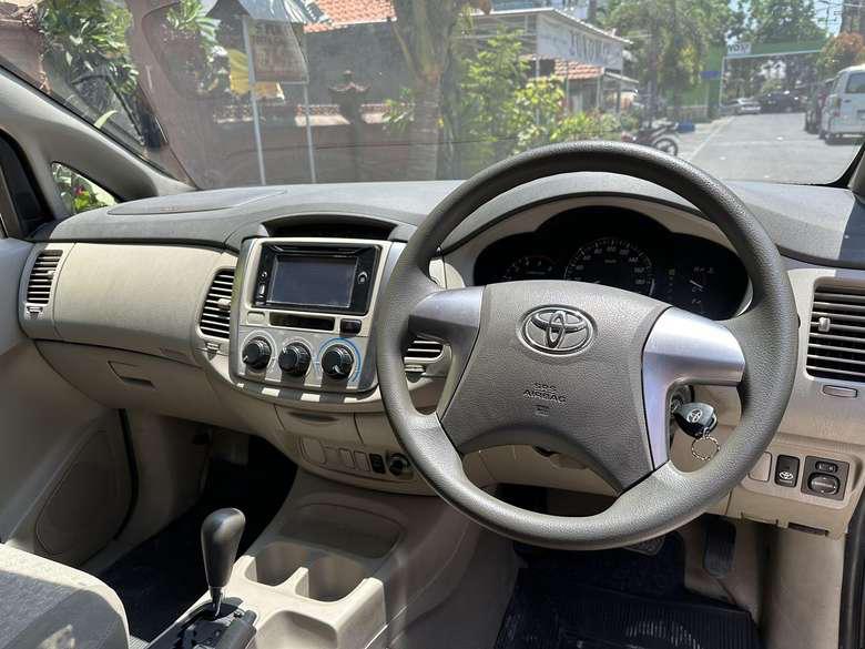 2015 Toyota Kijang Innova 2015 Toyota Kijang Innova