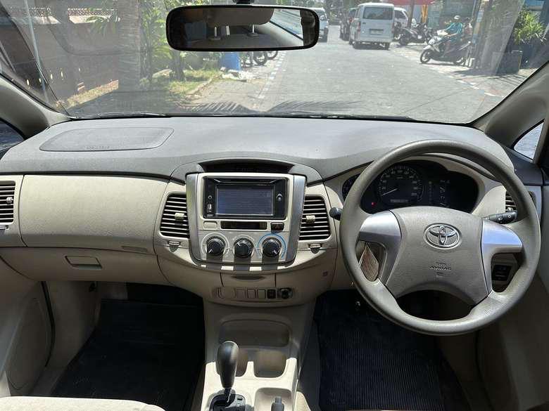 2015 Toyota Kijang Innova 2015 Toyota Kijang Innova