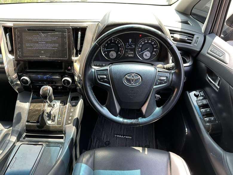 2017 Toyota Vellfire 2017 Toyota Vellfire