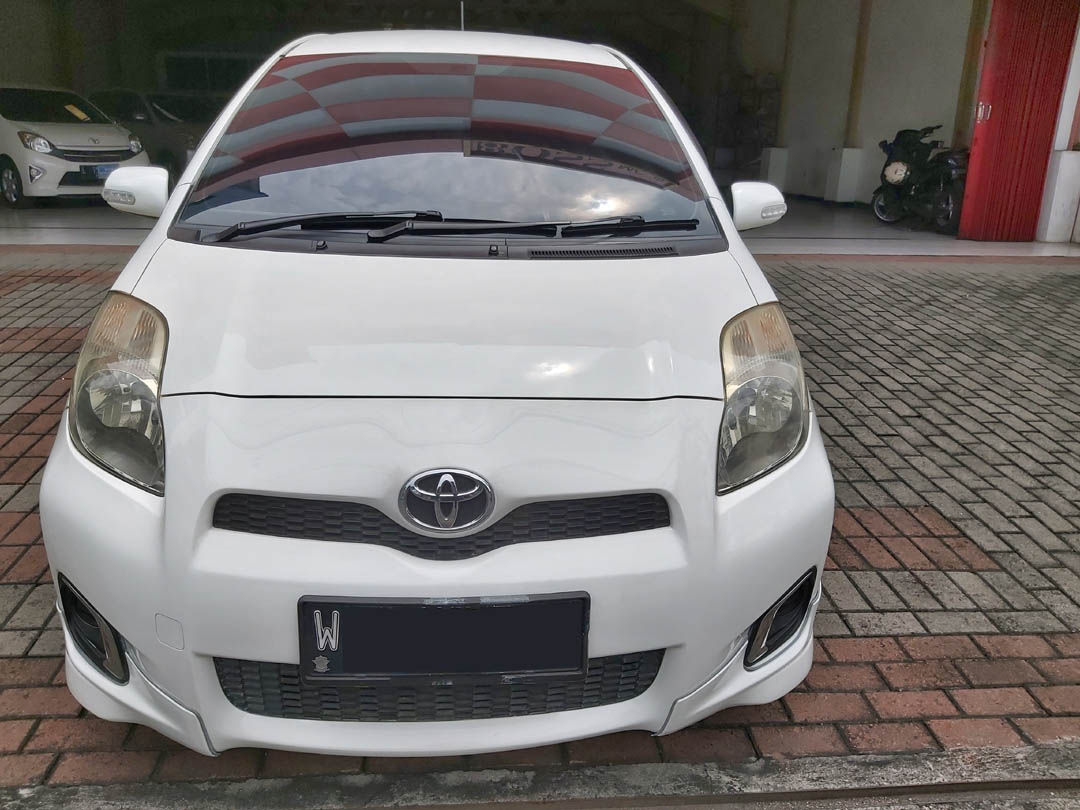 2012 Toyota Yaris  E MT E MT bekas