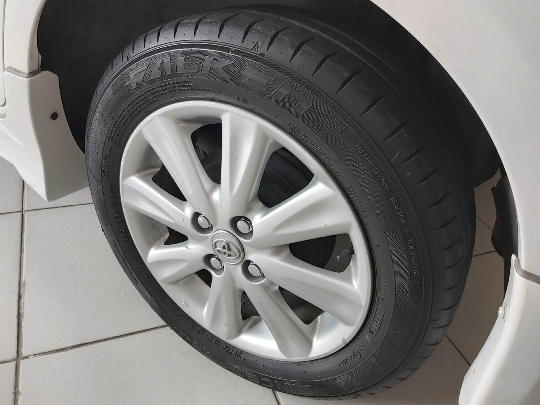 2012 Toyota Yaris 2012 Toyota Yaris