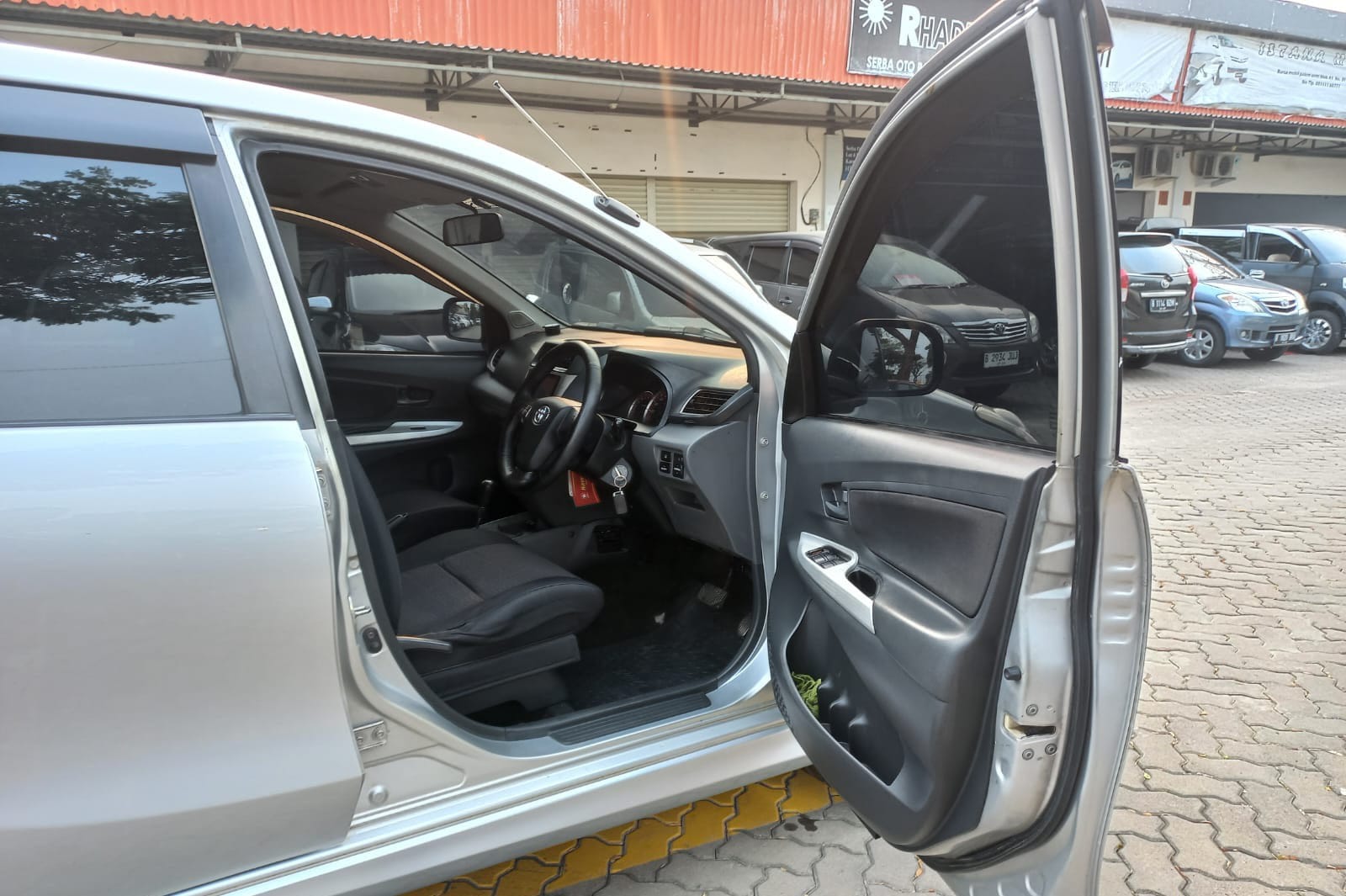 2012 Toyota Veloz 2012 Toyota Veloz