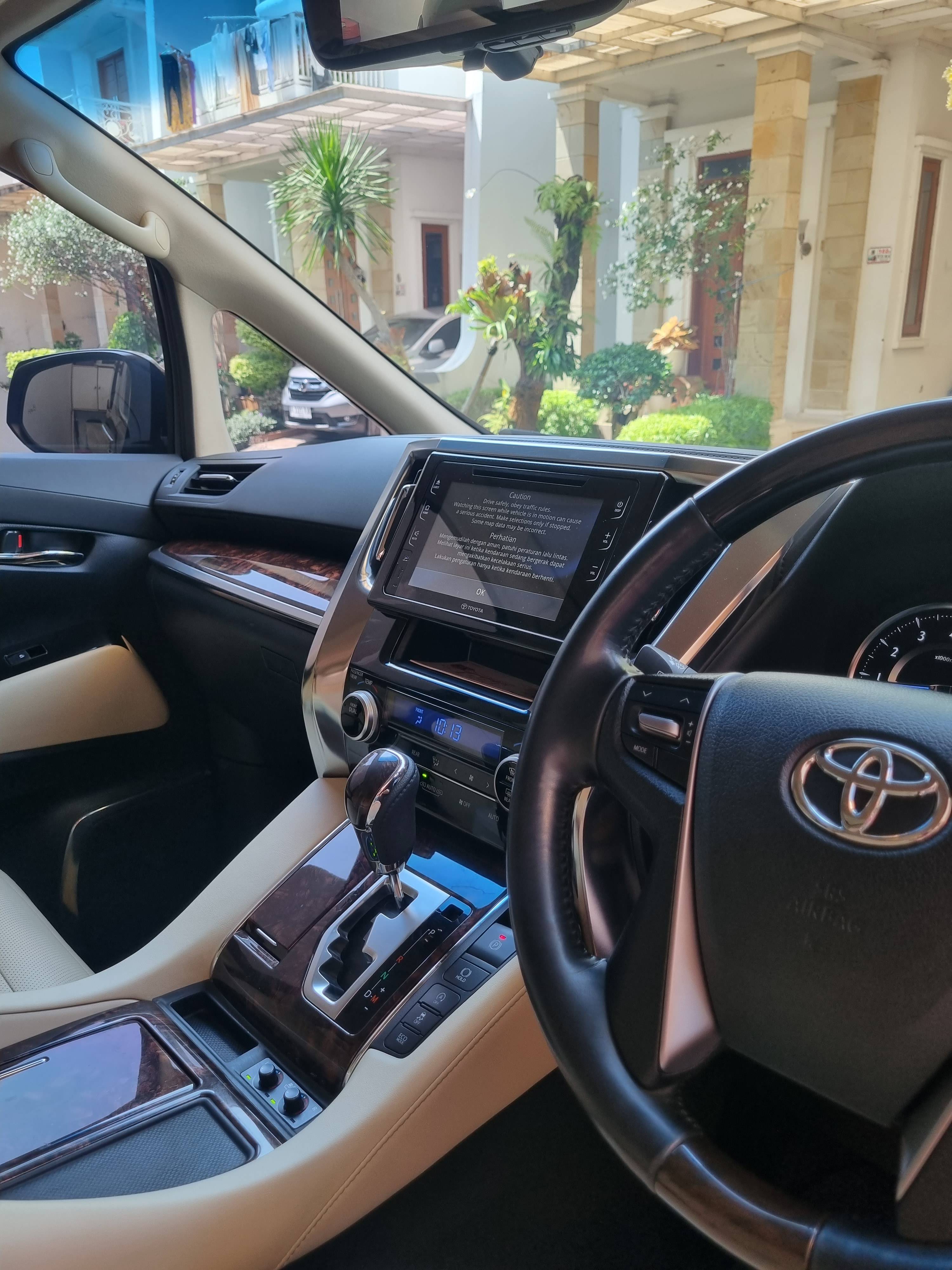 2018 Toyota Alphard 2018 Toyota Alphard