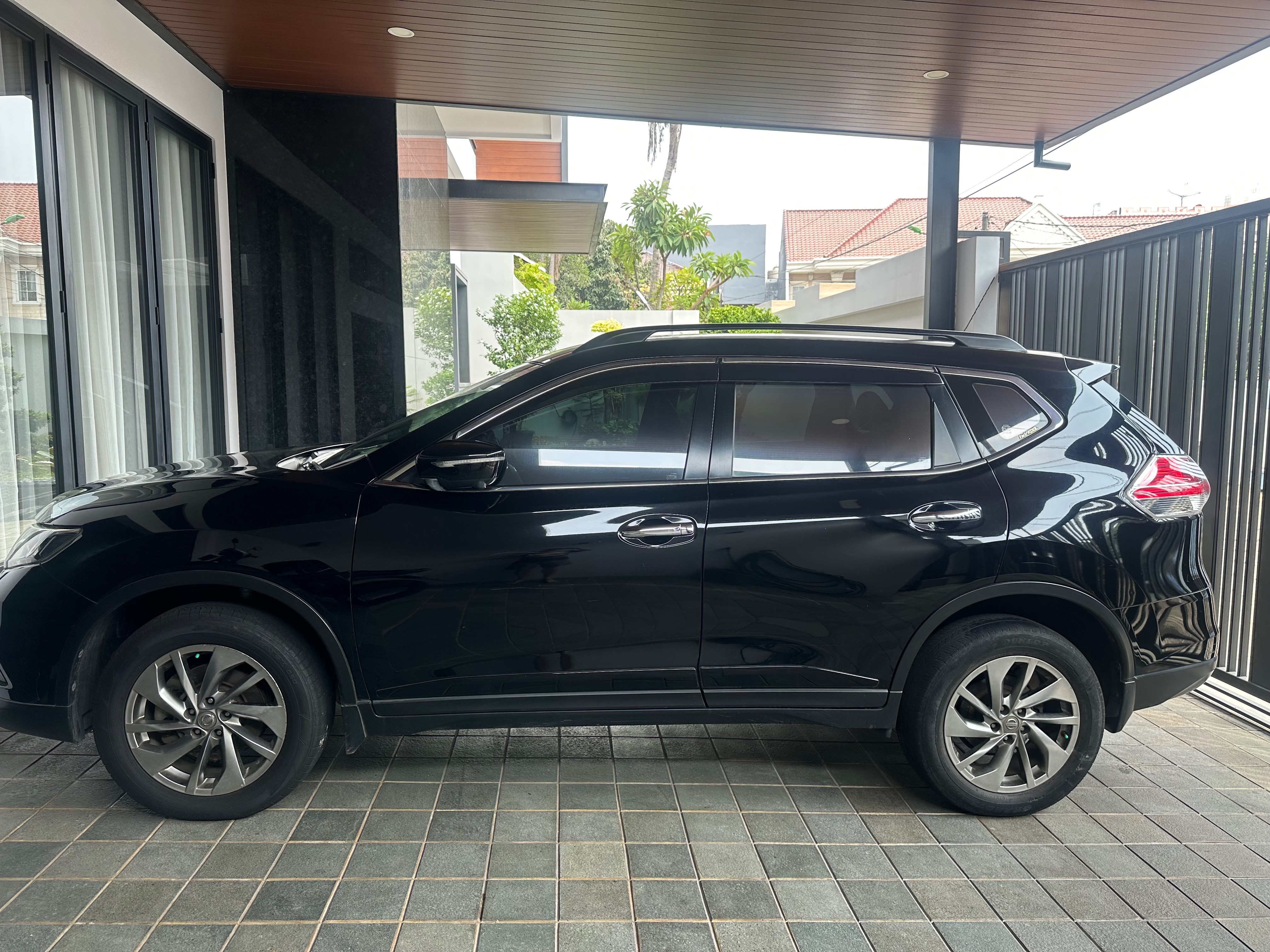 2015 Nissan X-Trail Bekas 2015 Nissan X-Trail Bekas