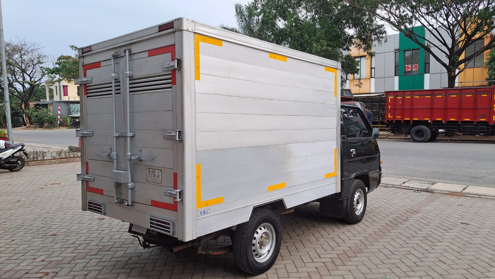 2016 Mitsubishi Colt L300 2016 Mitsubishi Colt L300