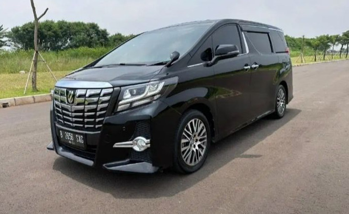 Second Hand 2016 Toyota Alphard Second Hand 2016 Toyota Alphard