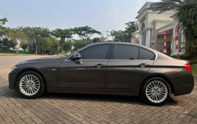 2014 BMW 3 Series Sedan 2014 BMW 3 Series Sedan