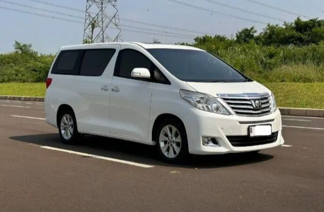 2012 Toyota Alphard 2012 Toyota Alphard
