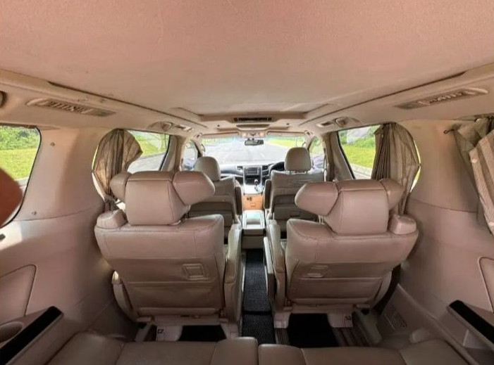2012 Toyota Alphard 2012 Toyota Alphard